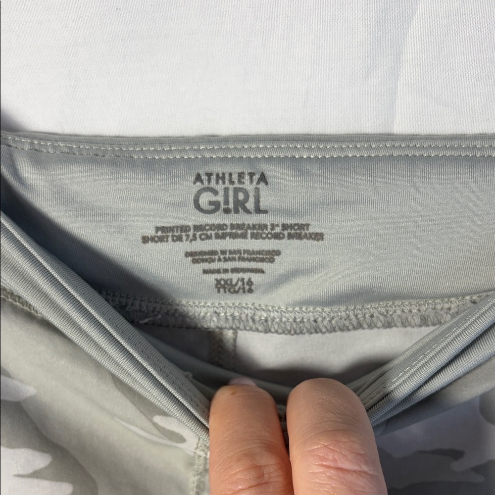 Athleta Girl Printed Record Breaker 3” Short - XXL(16) Gray Camouflage - Picture 6 of 8